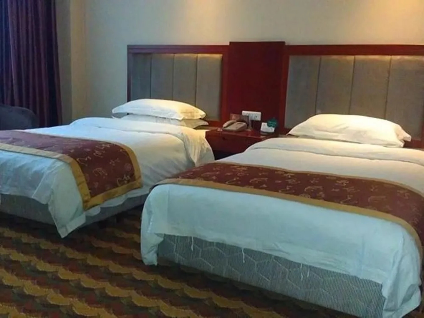 Lichuan Xinyuan Hotel