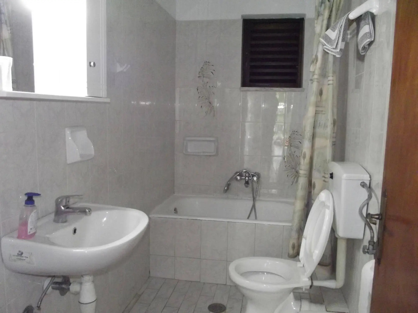 Christina Studios & Apartments