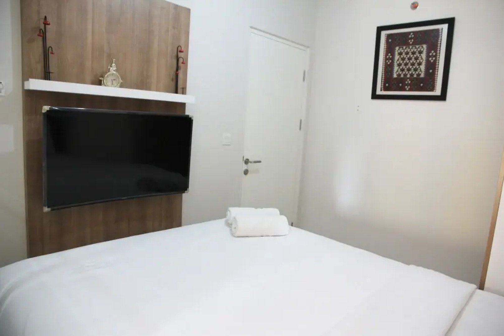 Comfortable The Springlake Summarecon Apartment