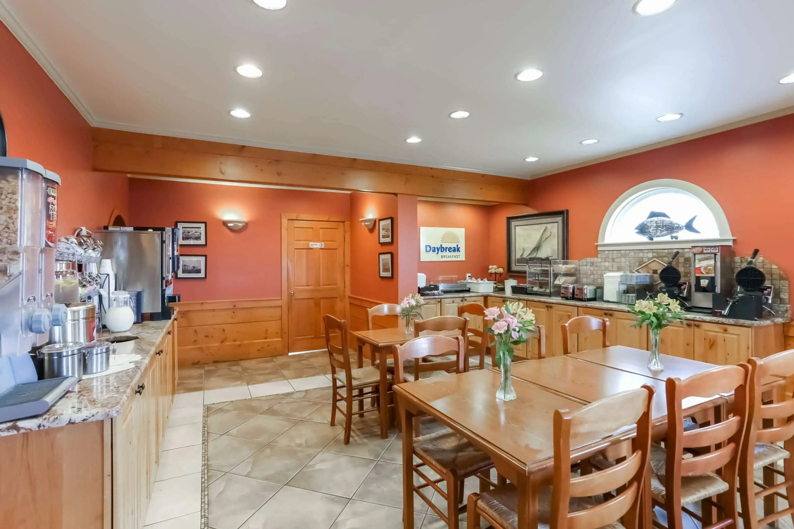 Days Inn by Wyndham Kill Devil Hills Oceanfront - Wilbur