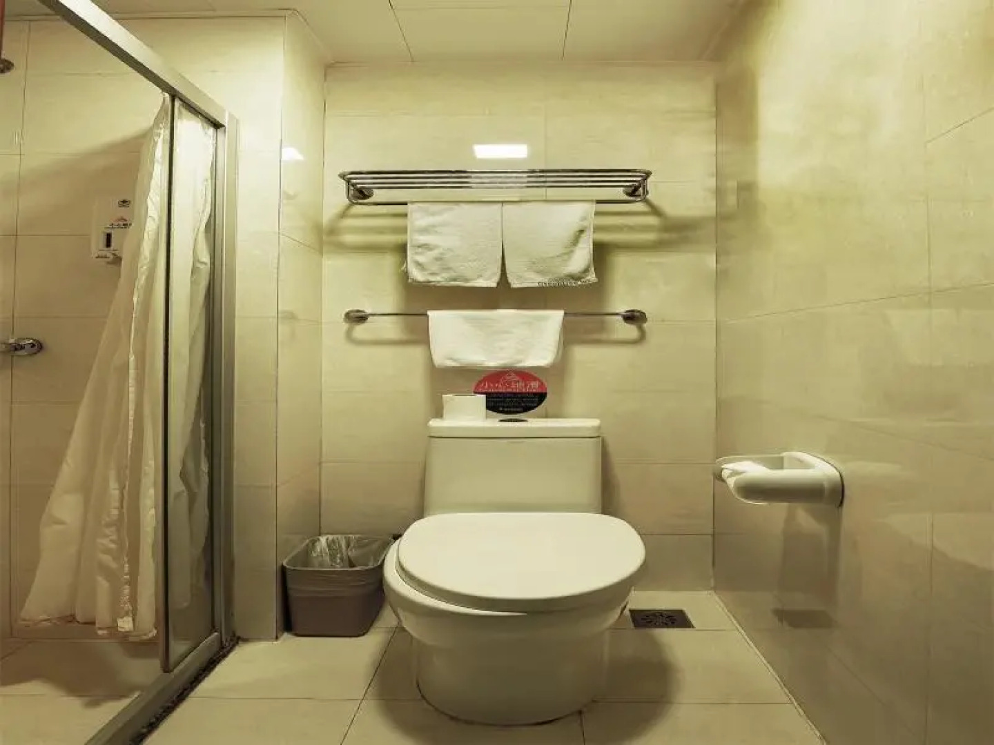 GreenTree Inn Liaoning Jinzhou Railway Station Express Hotel