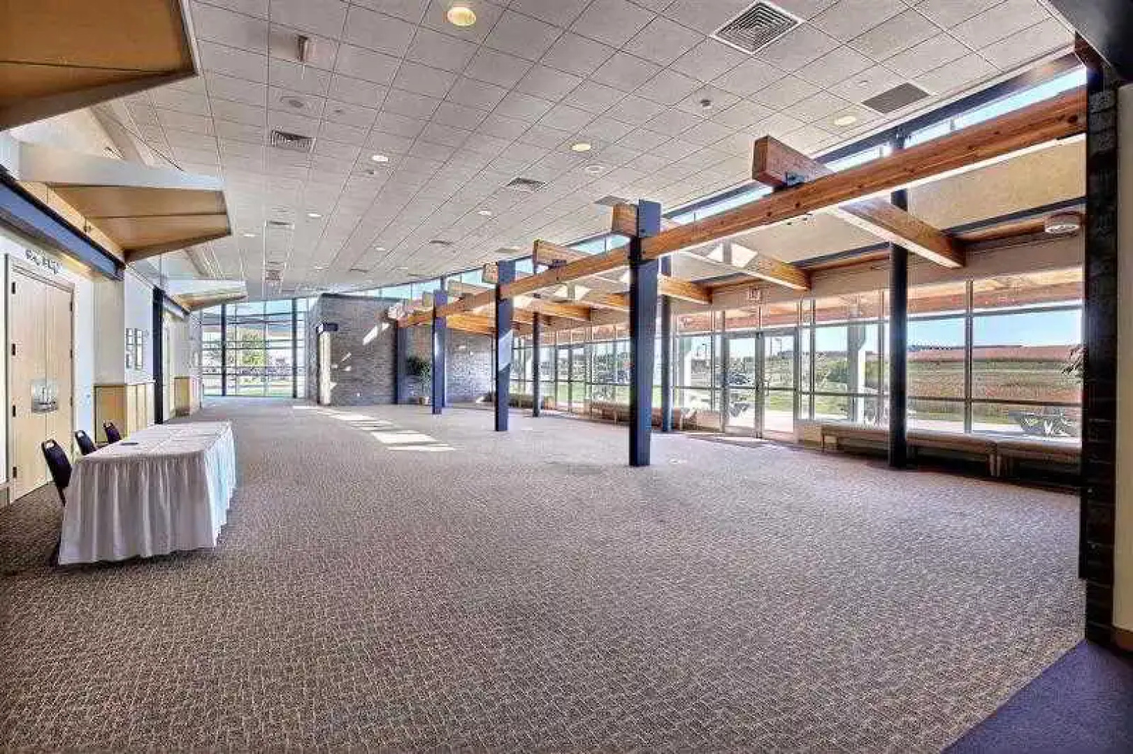 Country Inn & Suites By Carlson, Fergus Falls, Mn