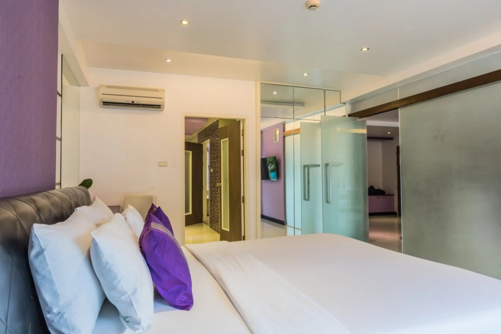 The L Resort