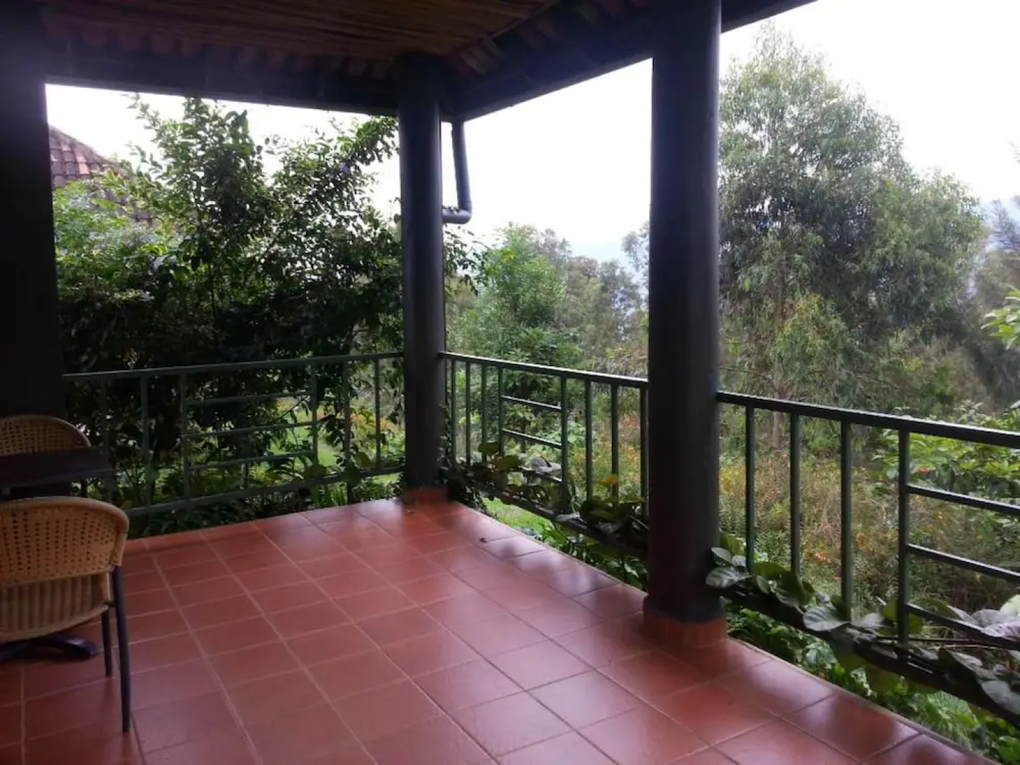 Nyungwe Top View Hotel