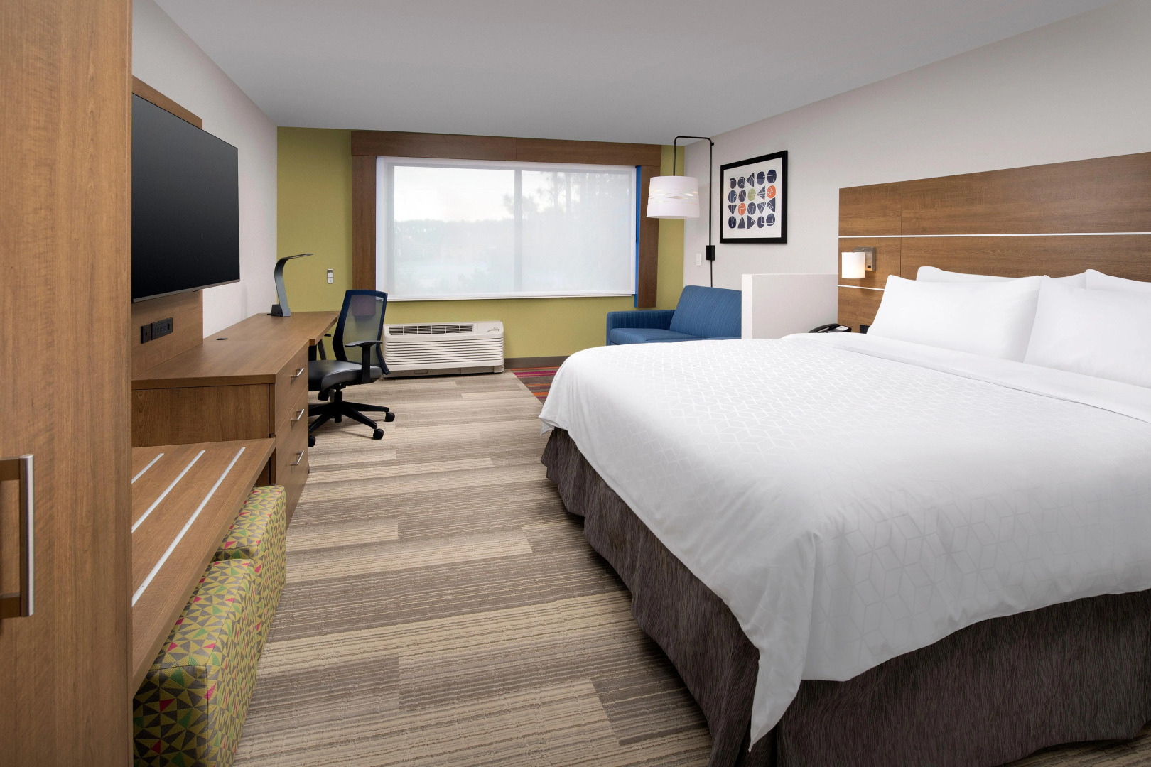 Holiday Inn Express and Suites North Brunswick by IHG