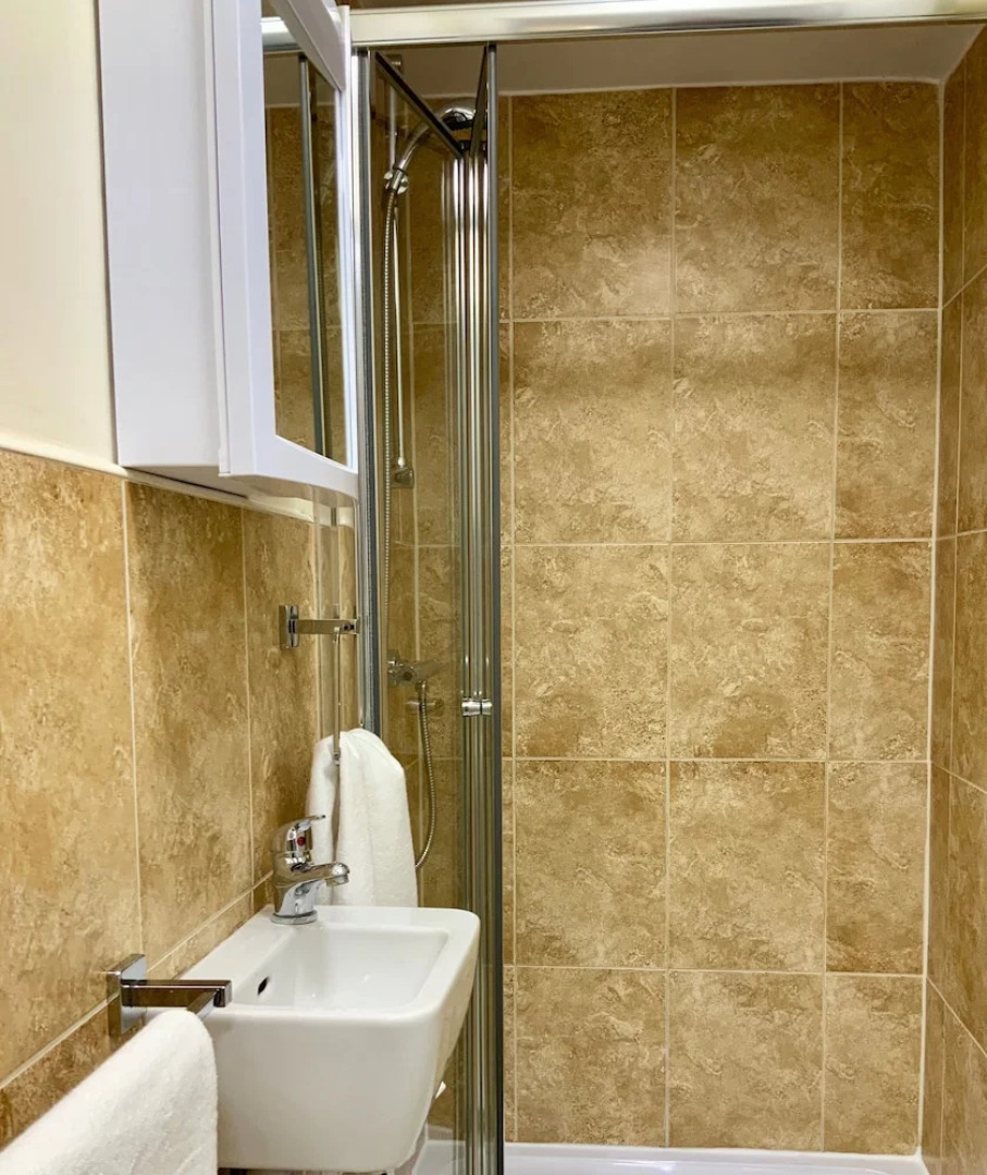 City Bridge Apartment 1A