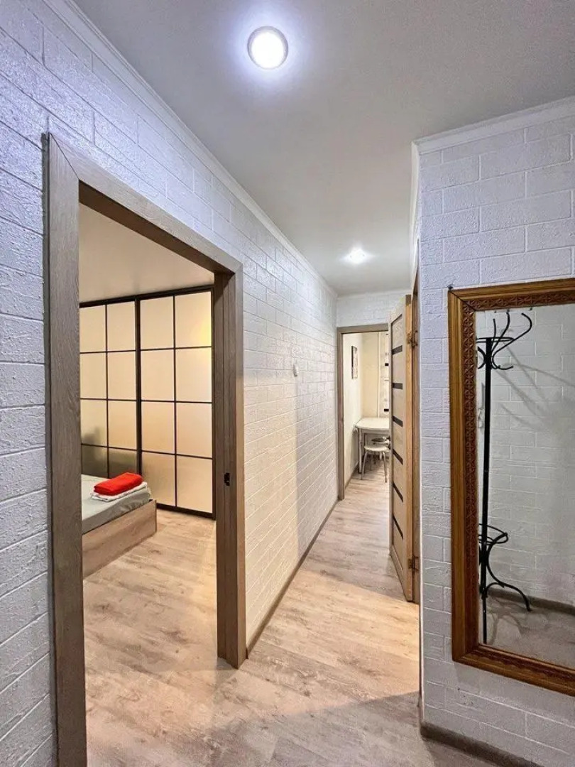 Марат Home (Хоум) на улице Пушкина