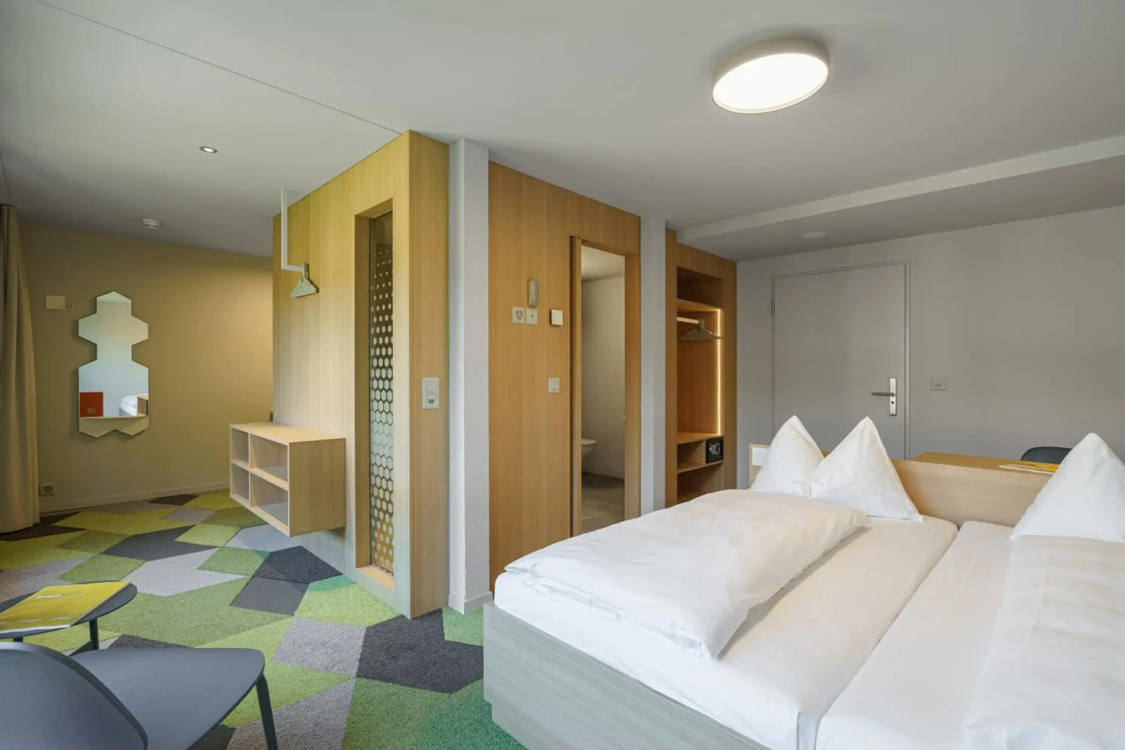 The Lab Hotel & Apartments