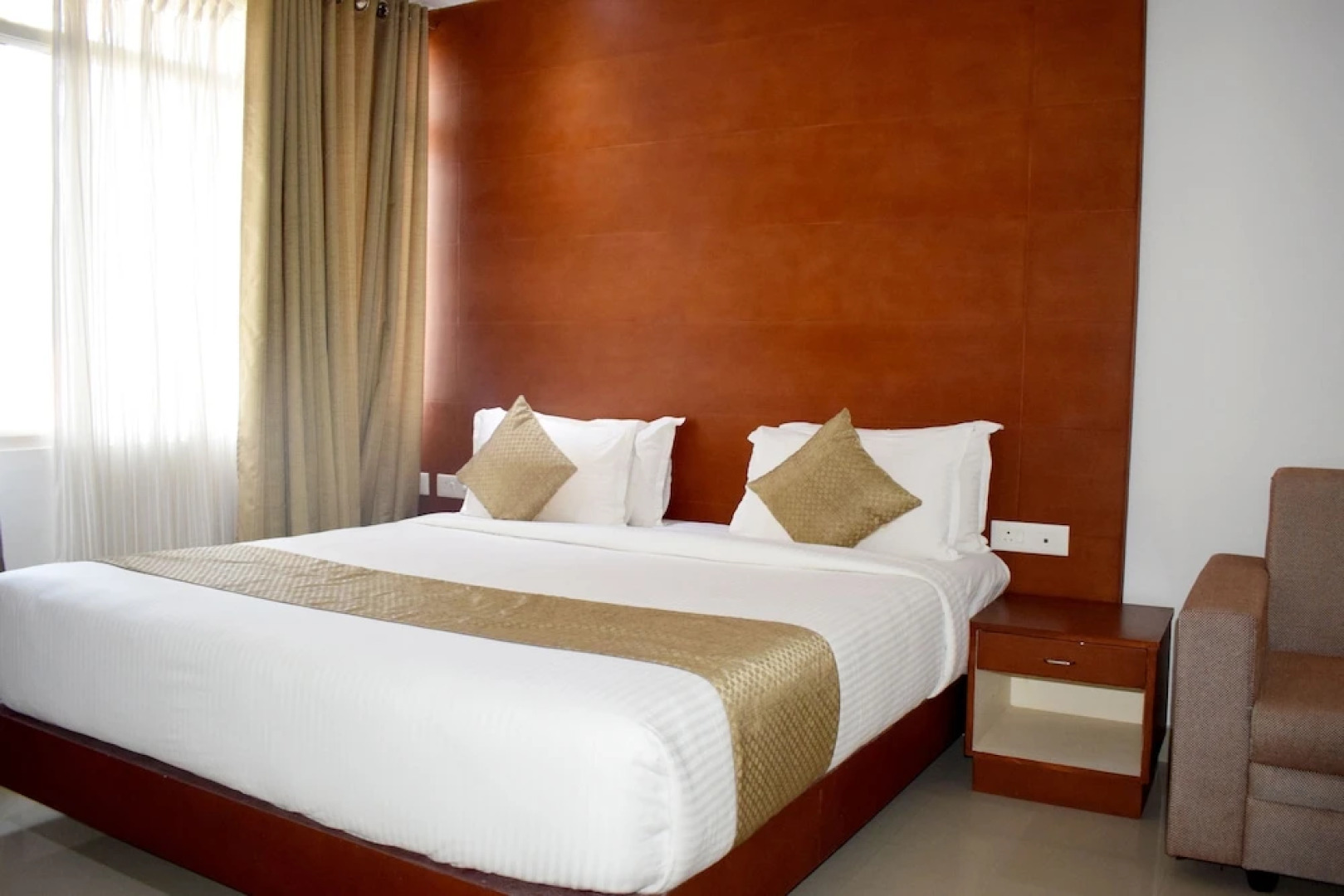 Nakshatra Emerald Inn