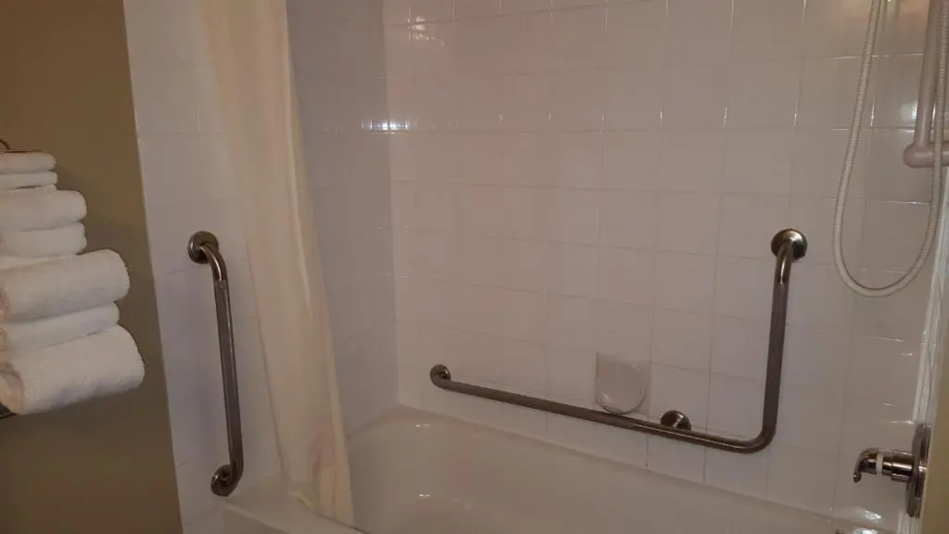 Super 8 Pincher Creek AB