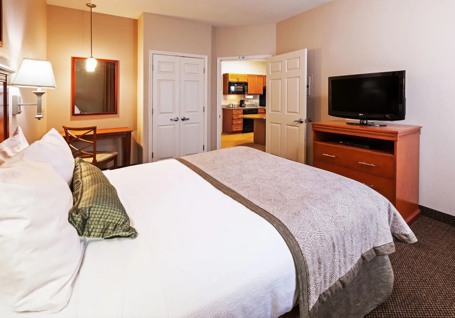 Candlewood Suites Deer Park TX by IHG