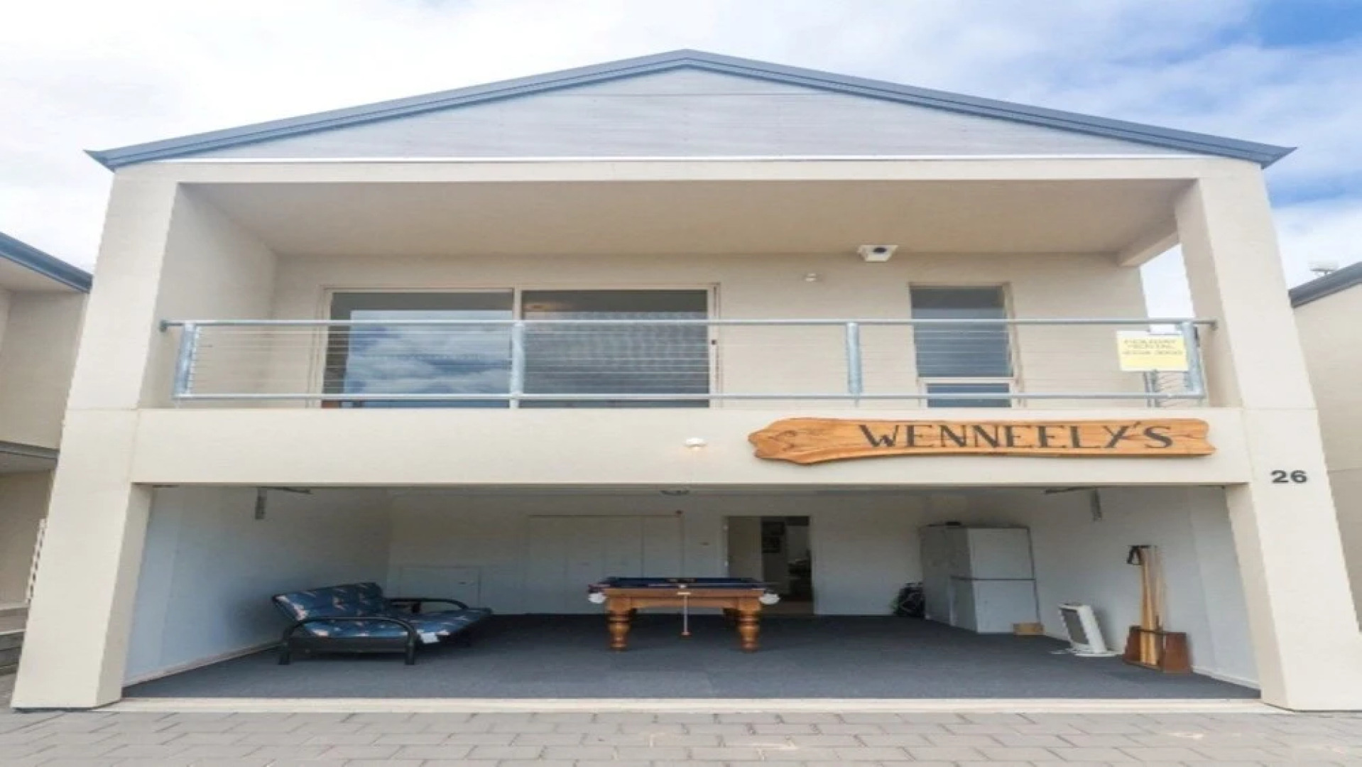 Wenneelys - 26/45 St Andrews Boulevard