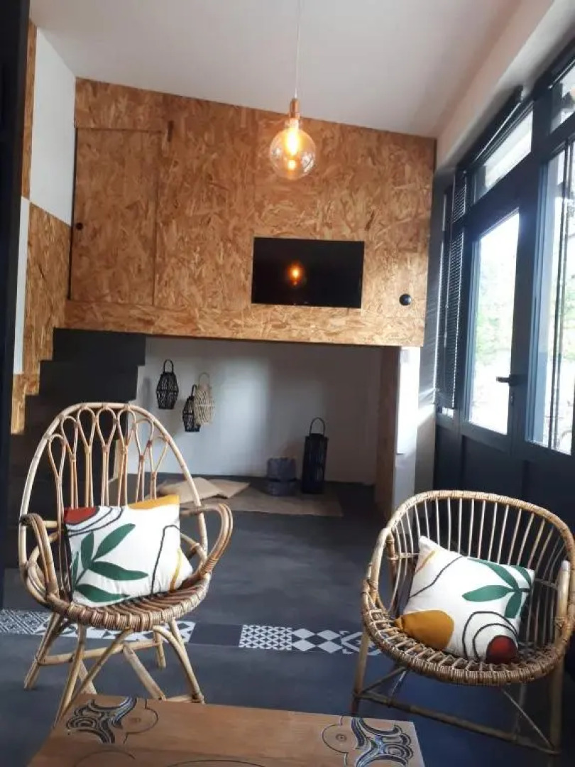 Chez Mr Léon et Mme Léontine