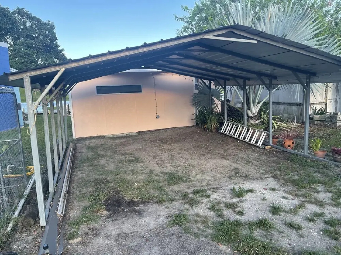 Rim Canal 'yellow House' With Canal Views & Boat Dock 1 Bedroom Cottage by RedAwning