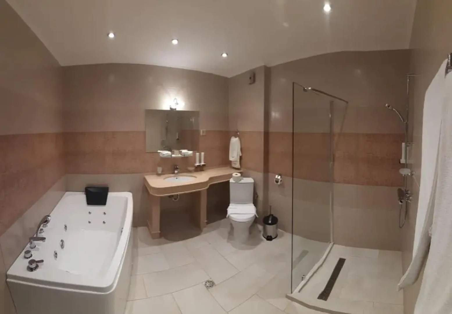 Boutique Family Hotel VSK Kentavar