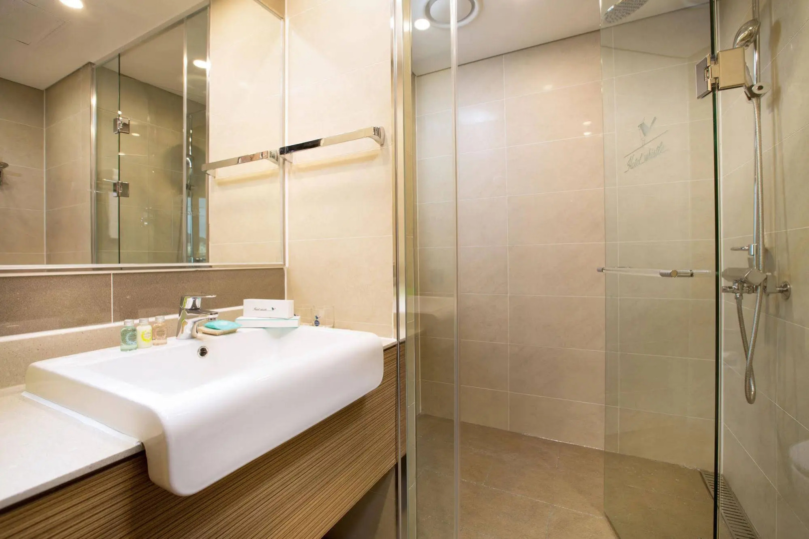 Hotel Whistlelark Jeju