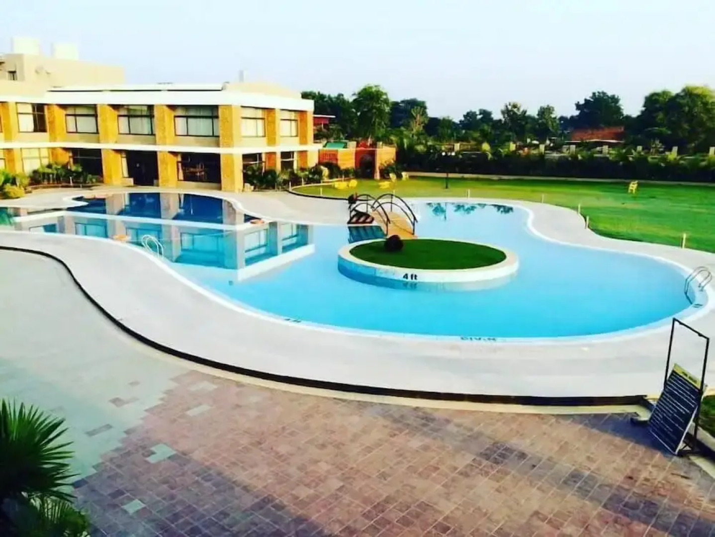 Bansari Greens Resort