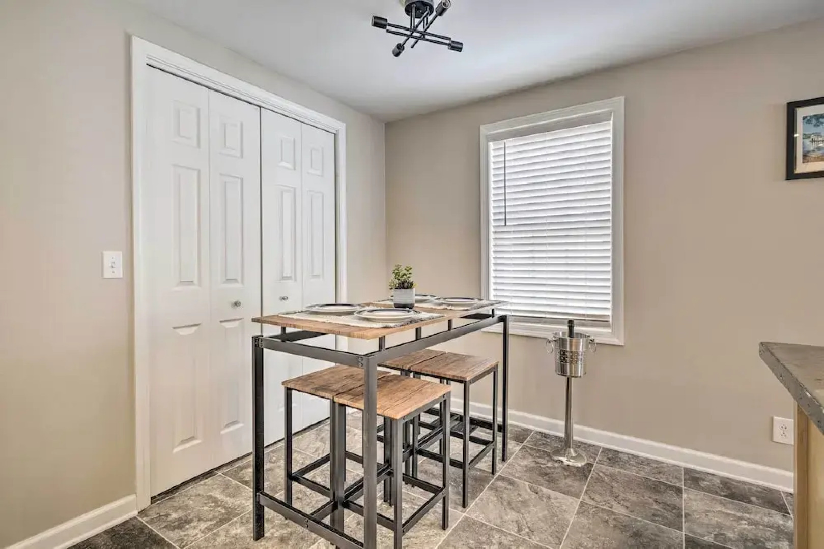 Walk to Parks & Dining: Cozy Canandaigua Home!