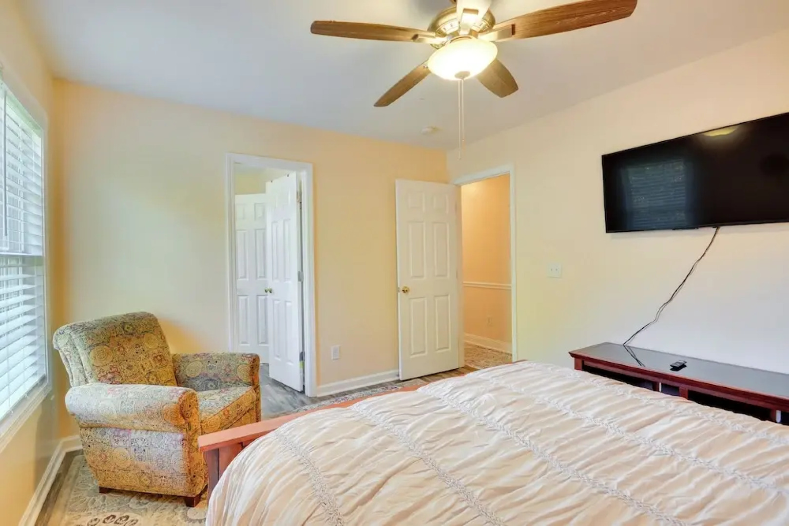 Central High Point Home < 1 Mi to Downtown!