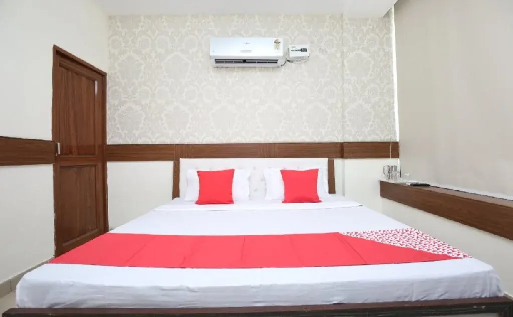 Oyo 18709 Hotel Yatri Niwas