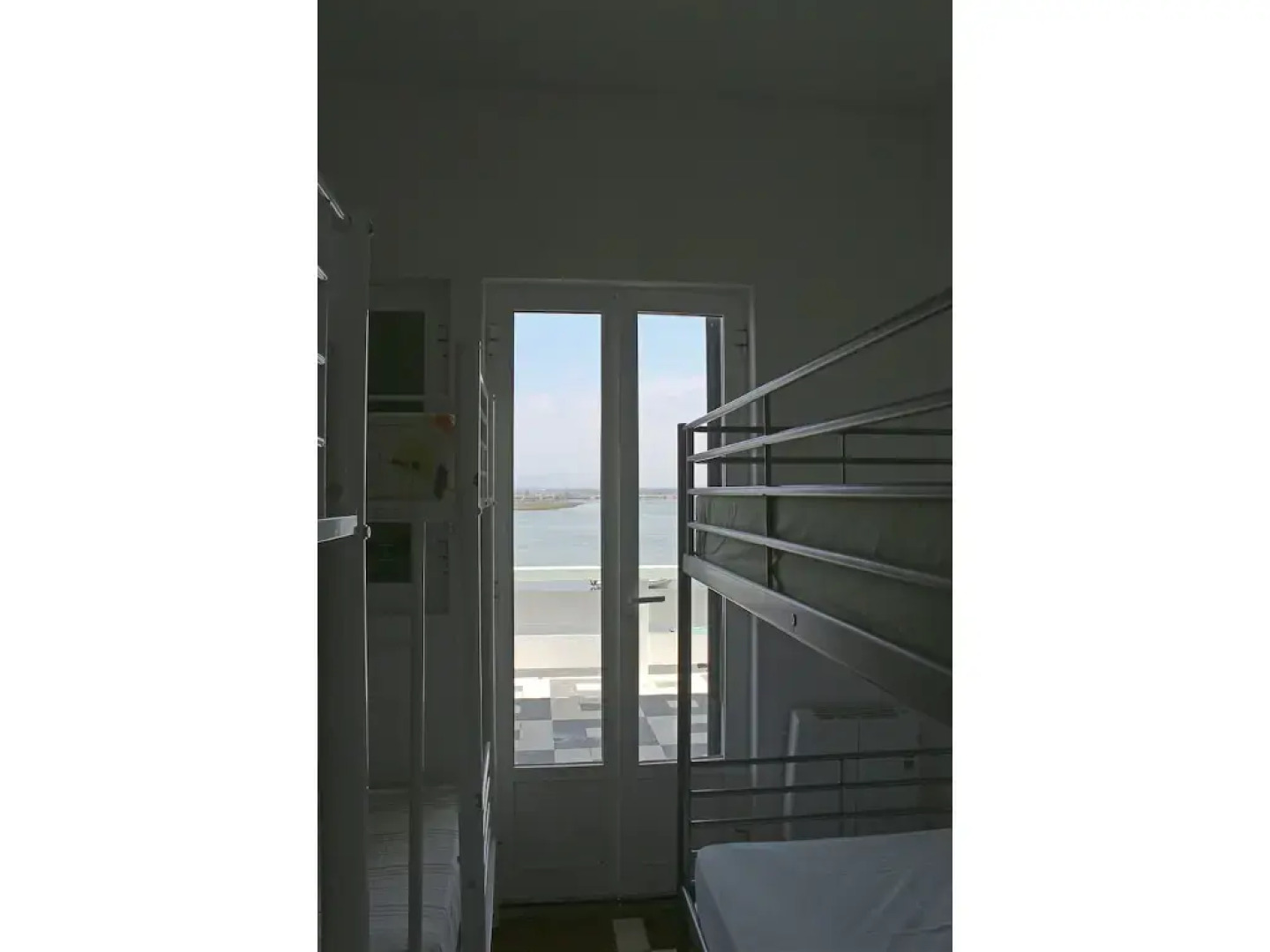 Faro Beach Life Hostel
