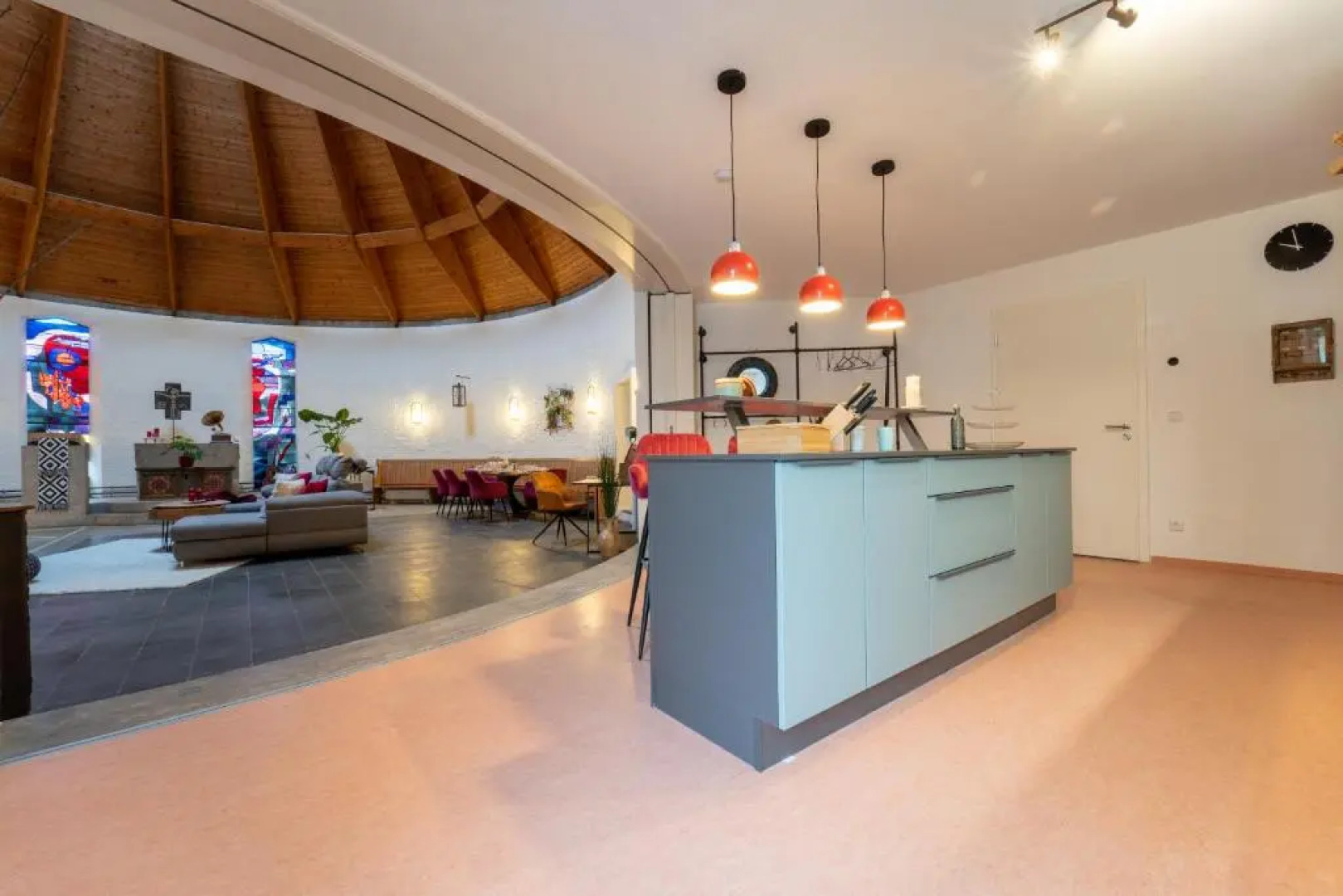 dreamcation - Ehemalige Kirche & Pfarrerwohnung, 3D-Tour, Terrasse, Garten, BBQ