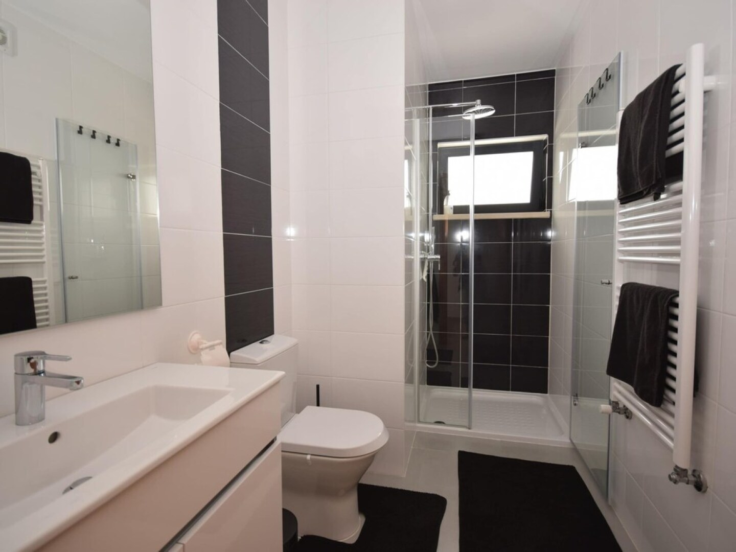 Holiday Home; Nazare Beach for Surfing