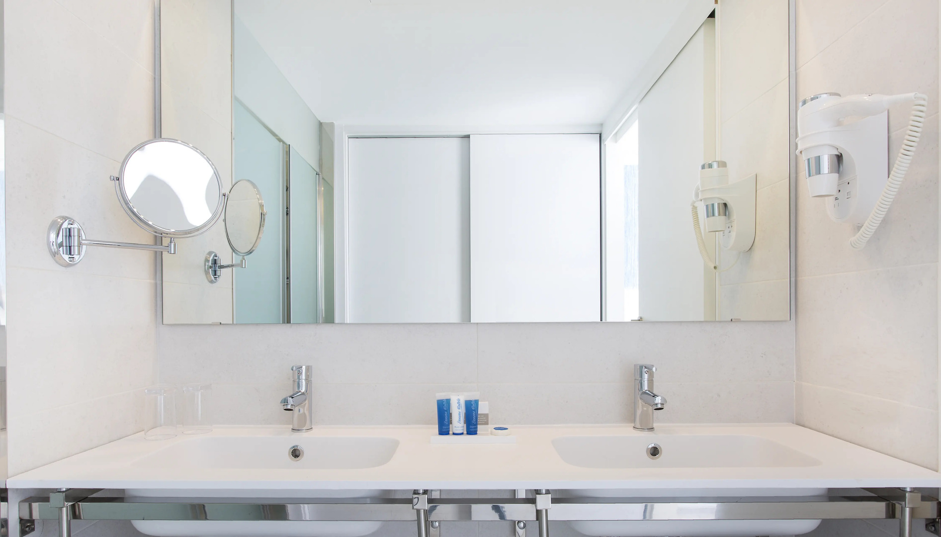 Reverence Life Hotel - Adults Only