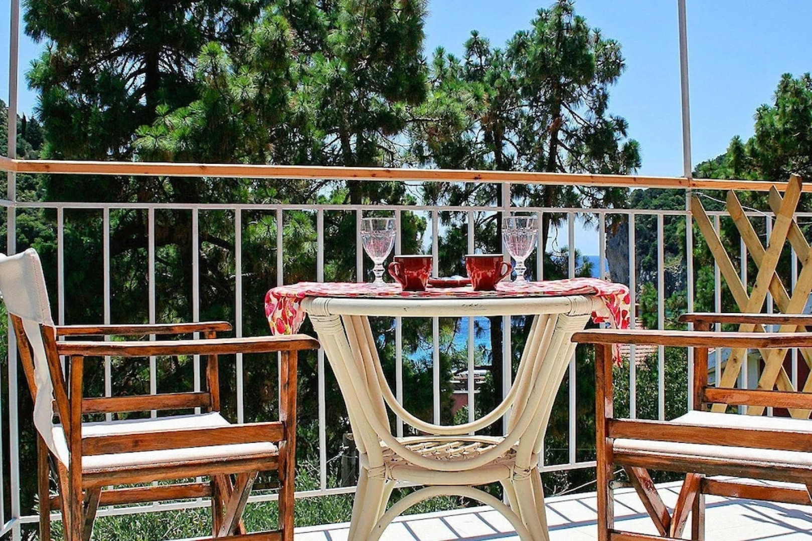 Zefiros Traditional Hotel