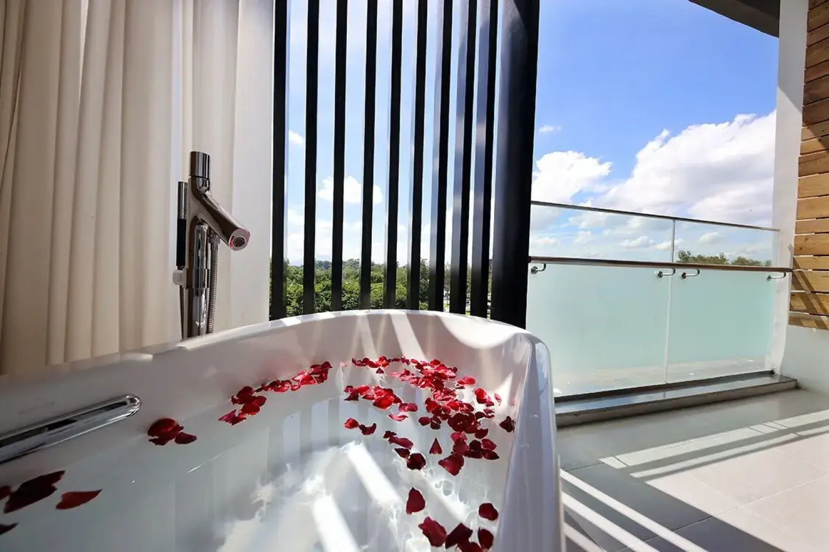 Midori Clark Hotel and Casino