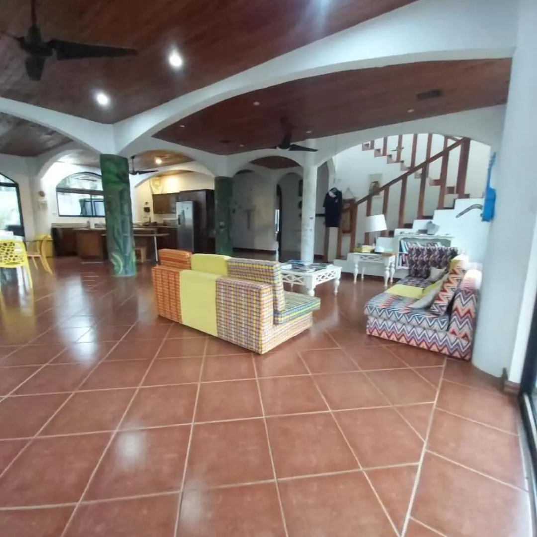 Casa Alice Surf Lodge - Hostel