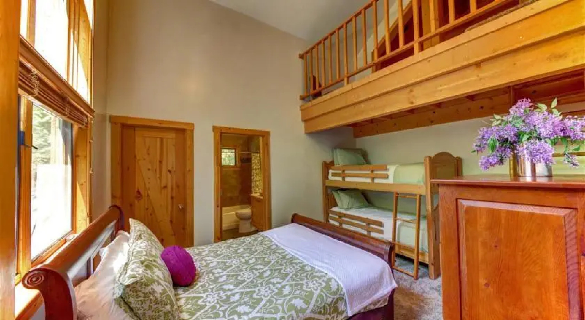 Fox Hollow by Stewart Mountain Lodging