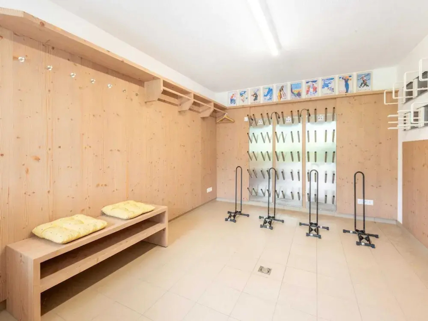 Inviting Flat in Hart With Fitness Room