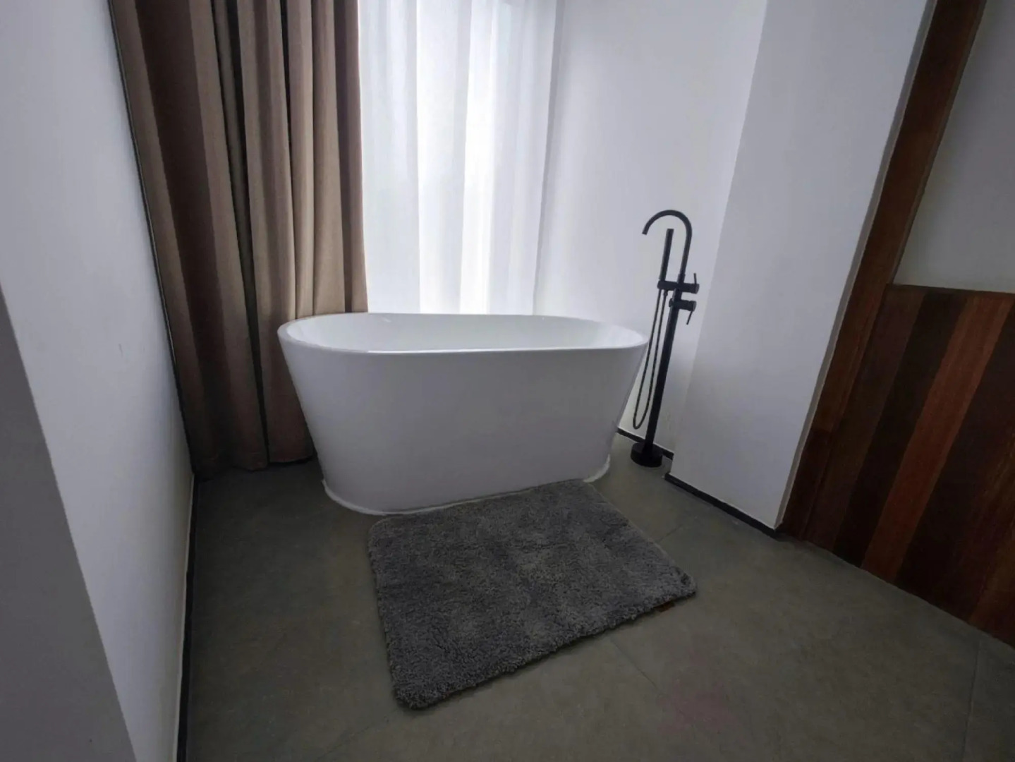 Huashan Hot Spring International Hotel