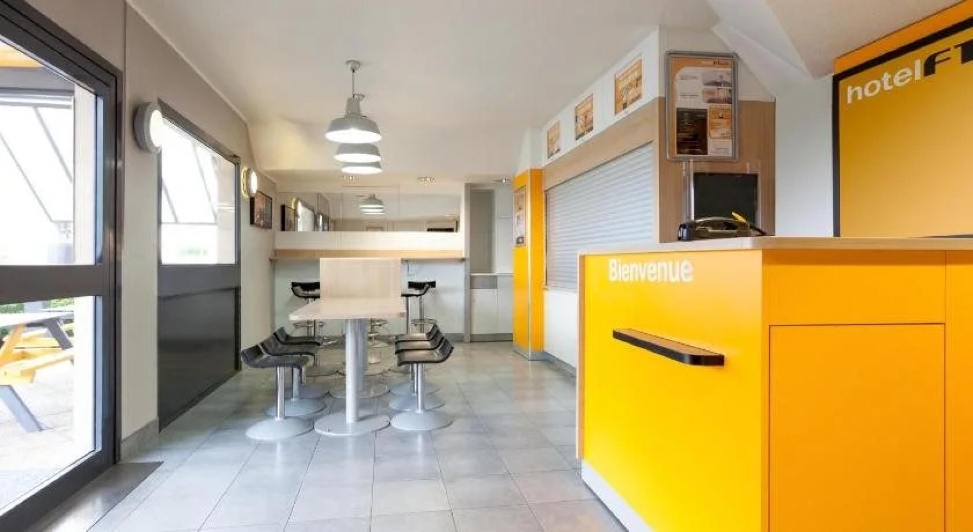 hotelF1 Savigny Villemoisson