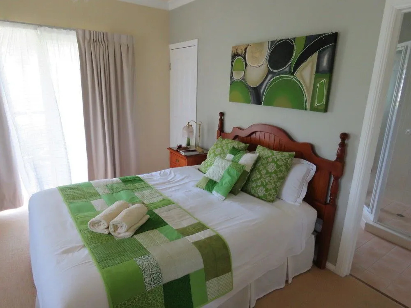 Grovely House Bed & Breakfast