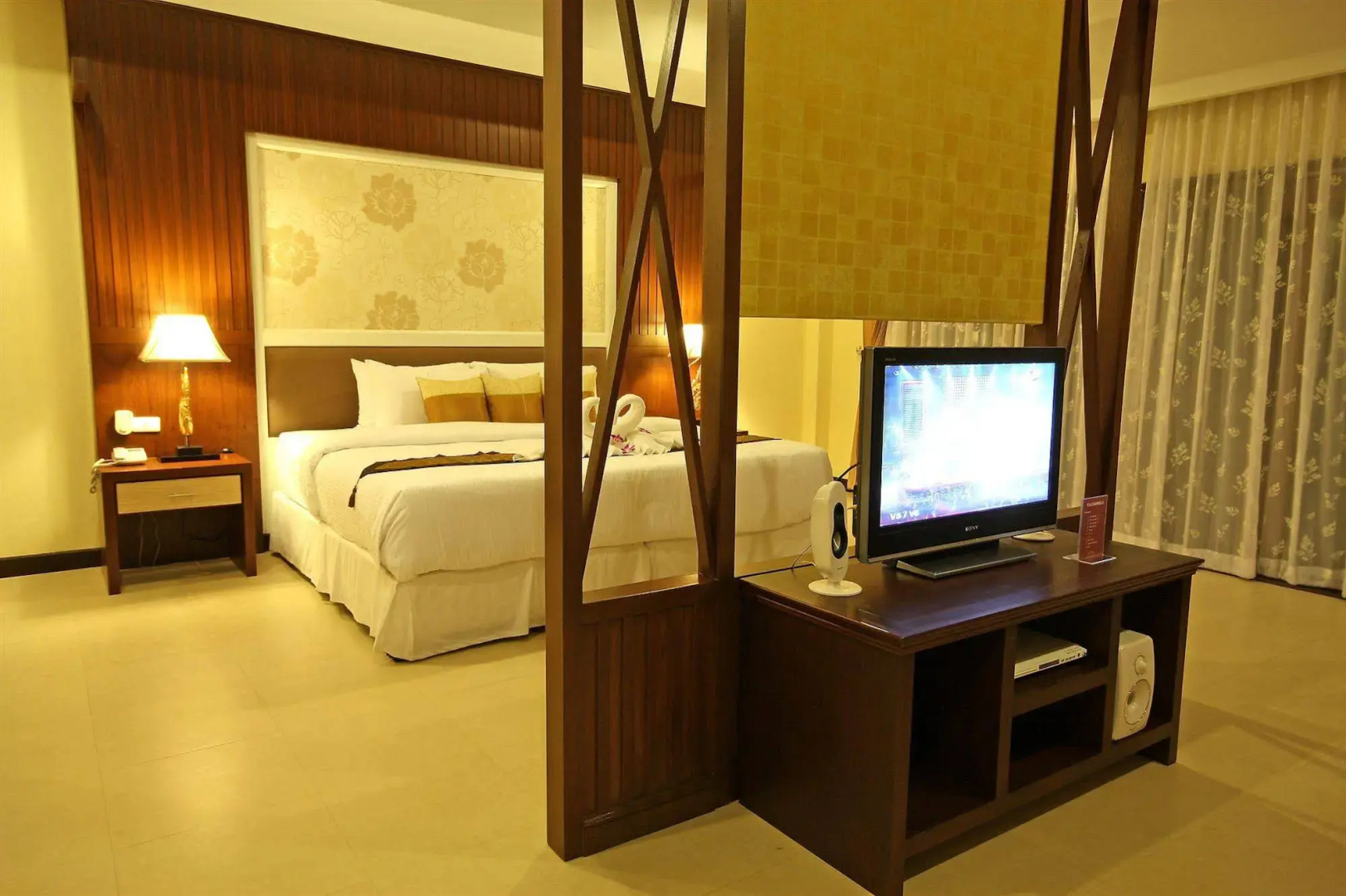 AT Pool Villa Resort