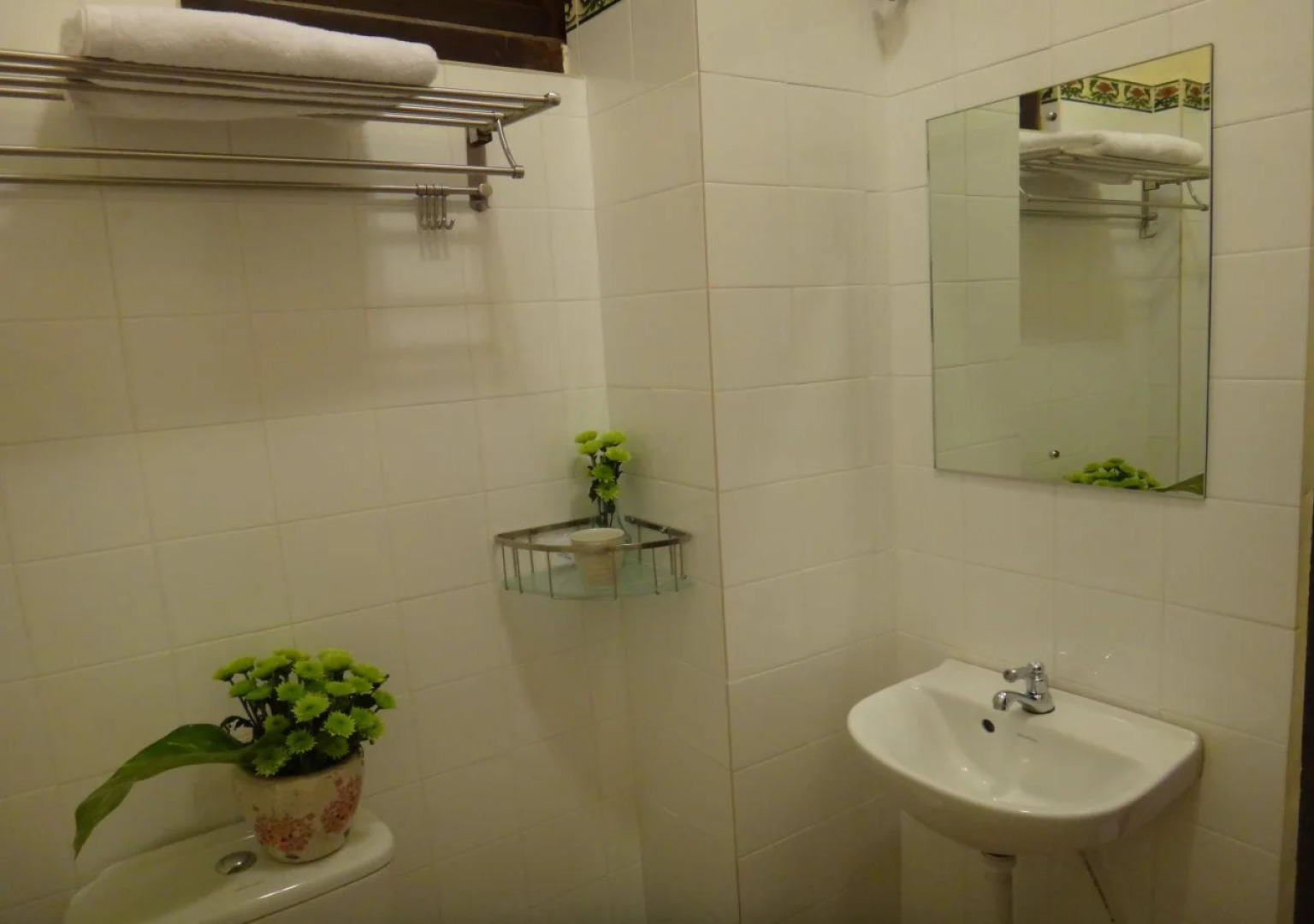 Betel Nut Lodge - Adult Only