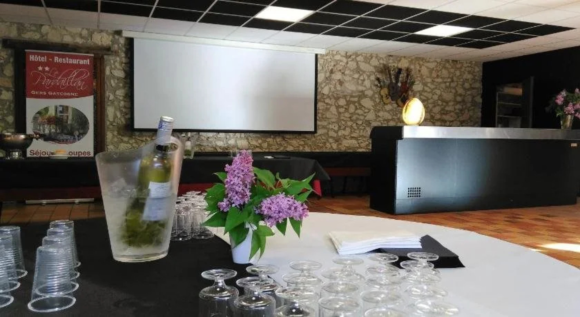 Logis Hôtel Restaurant Le Pardaillan