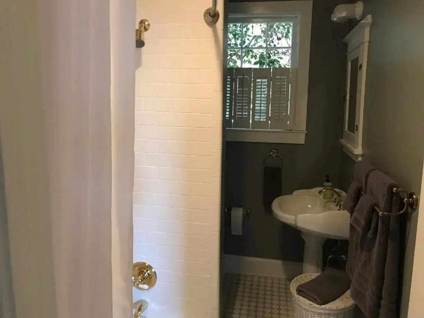 Charles Bass House Bed & Breakfast