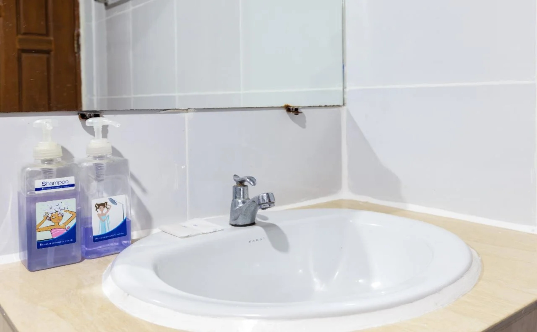 OYO 861 Patong Dynasty Hotel