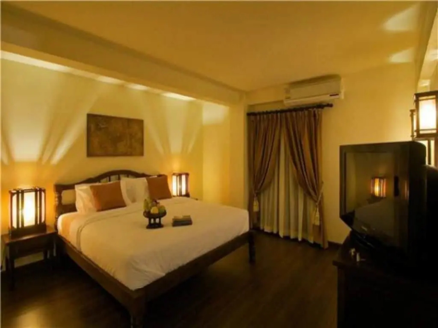 Anoma Boutique House