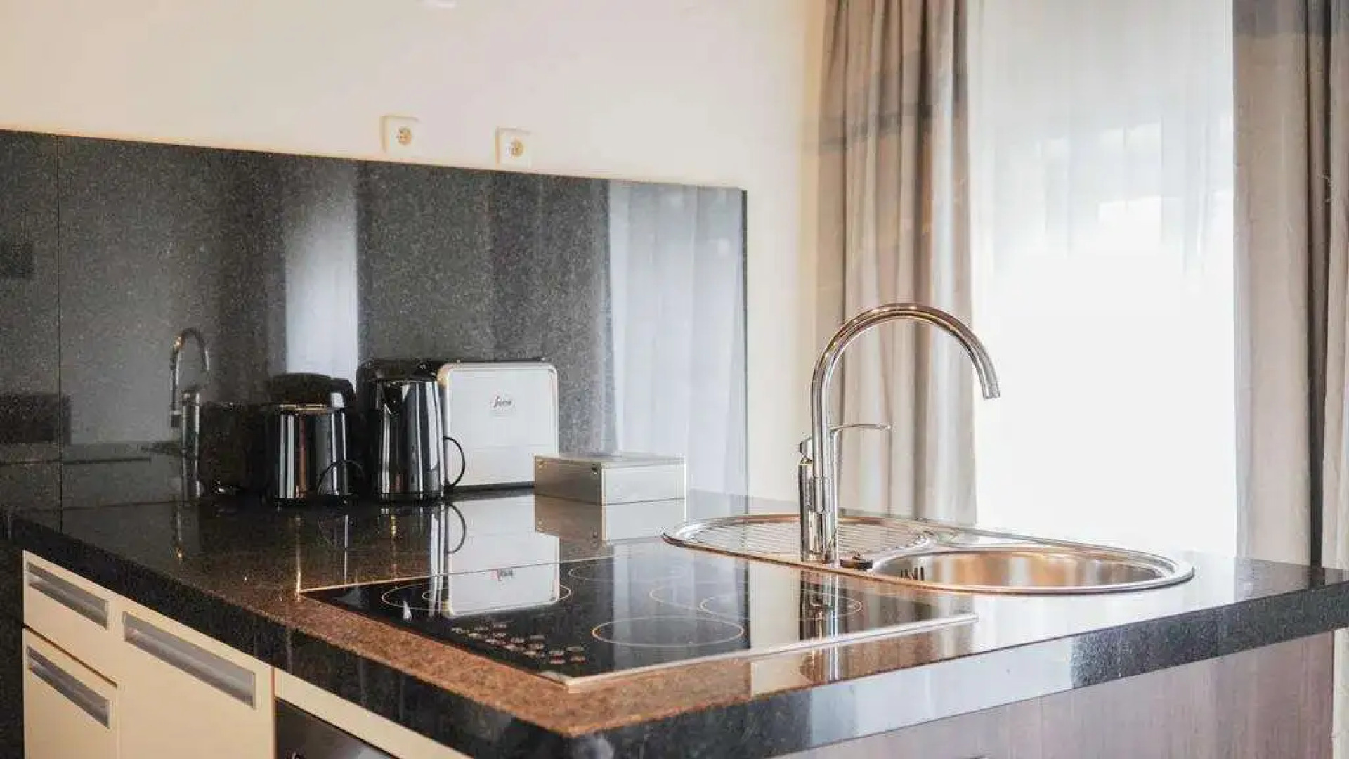 Amosa Liège City Centre Hotel