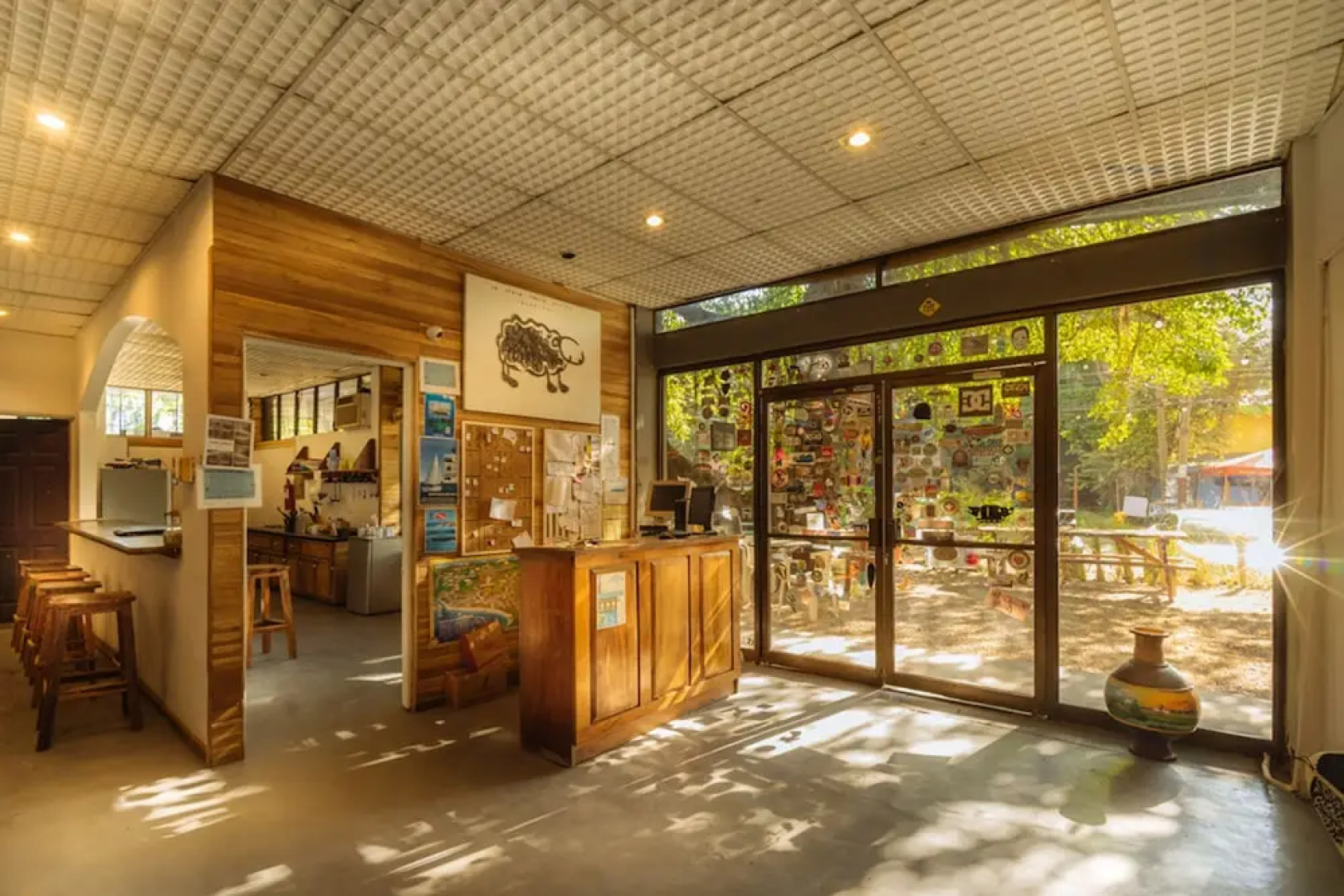 La Oveja Negra Tamarindo Hostel and Surf Camp - Adults Only