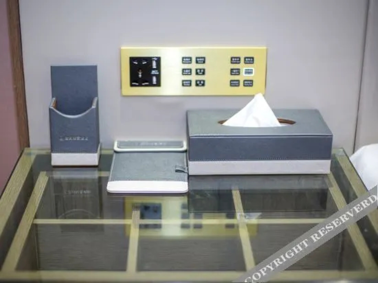 Zhishang Light Luxury Hotel (City Hall)