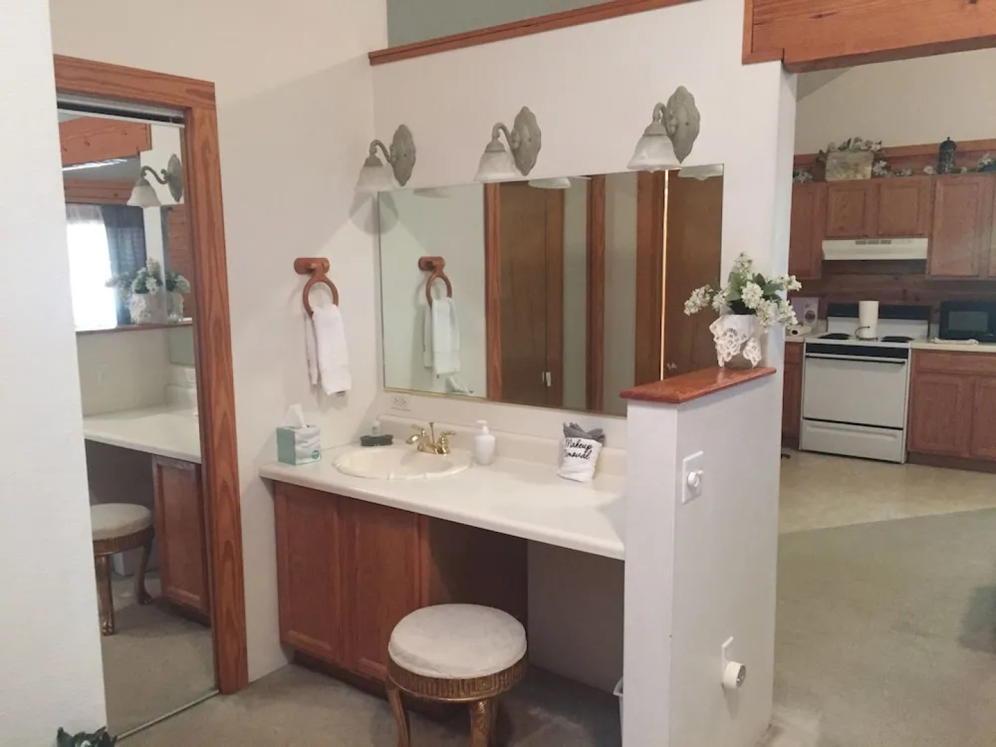 Wisteria Lane Lodging