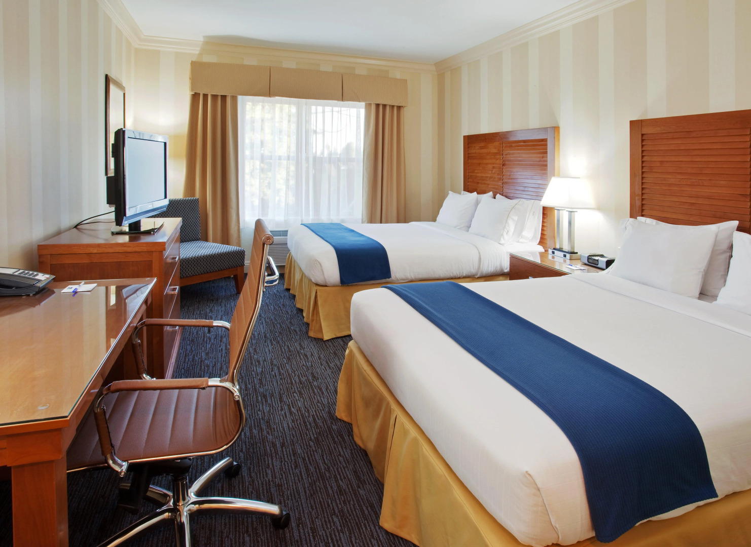 Holiday Inn Express Hotel & Suites Santa Cruz by IHG