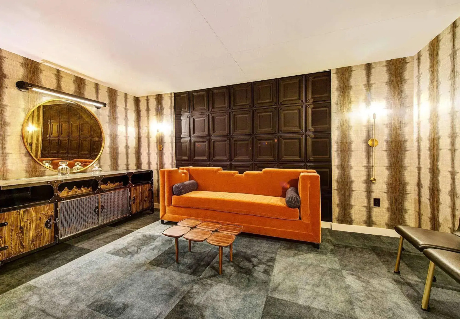 WATERMARK Baton Rouge, Autograph Collection