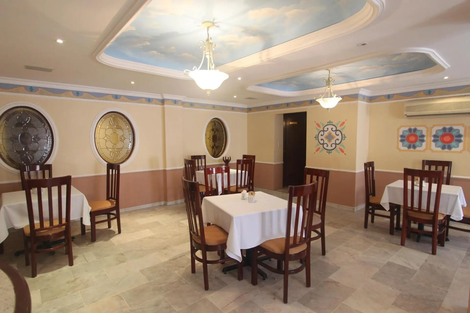 Отель Francis Drake by DOT Tradition