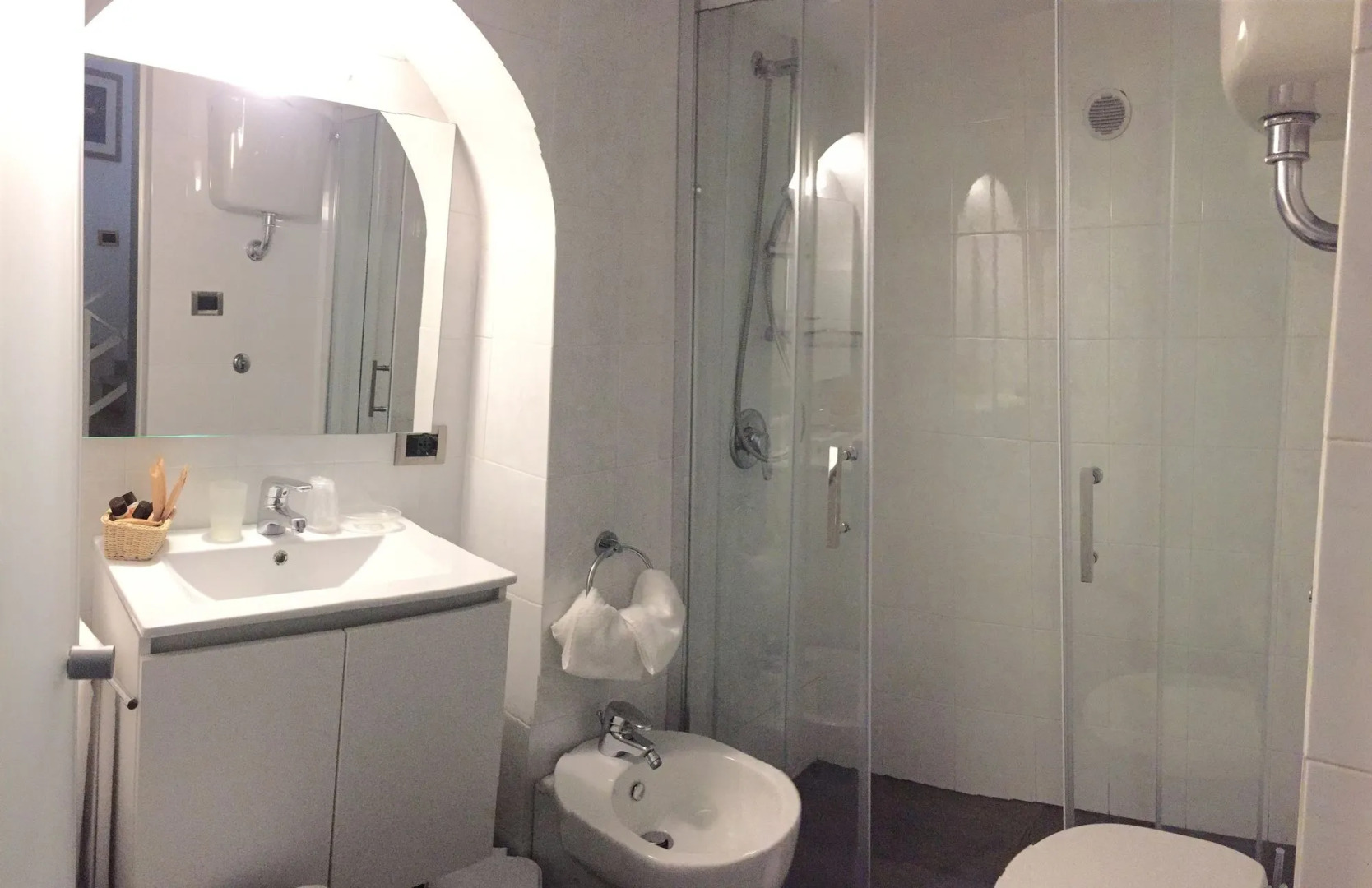 Bougainville Luxury Boutique Hotel